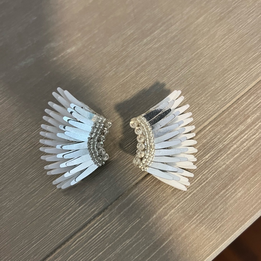 Mignonne gavigan mini madeline earrings